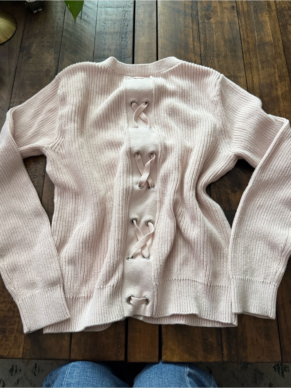Sz M CAbi Soft Blush Lace-Back Crew Cardigan - Picture 4 of 9